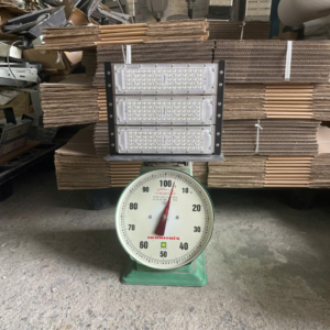 Thông số kỹ thuật đèn led pha module P03 150W