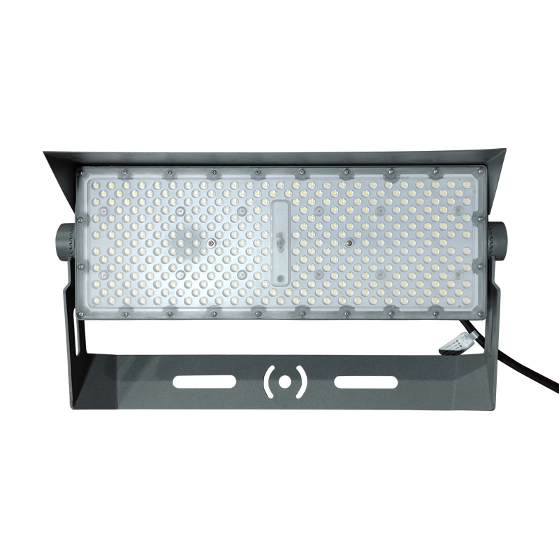Đèn LED Chiếu Sân Pickleball