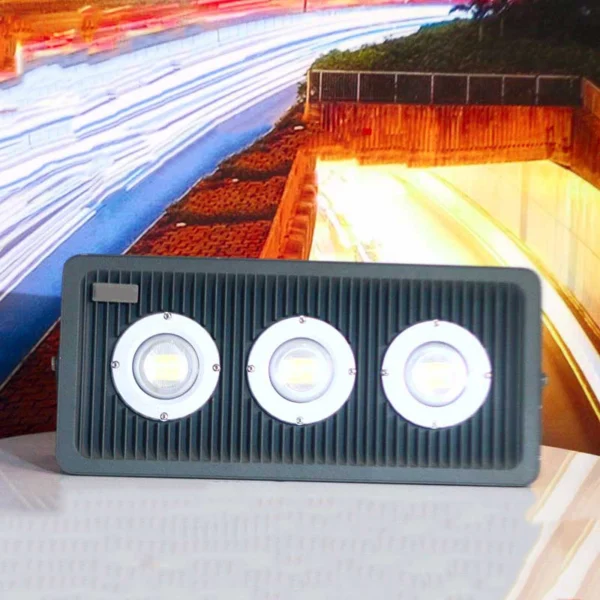 ĐÈN LED RỌI BỂ CÁ NGOÀI TRỜI 150W