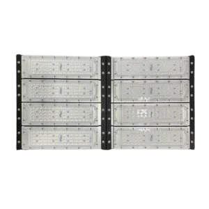 Đèn 400w chiếu sân pickleball denledhl liên hệ 0965600118